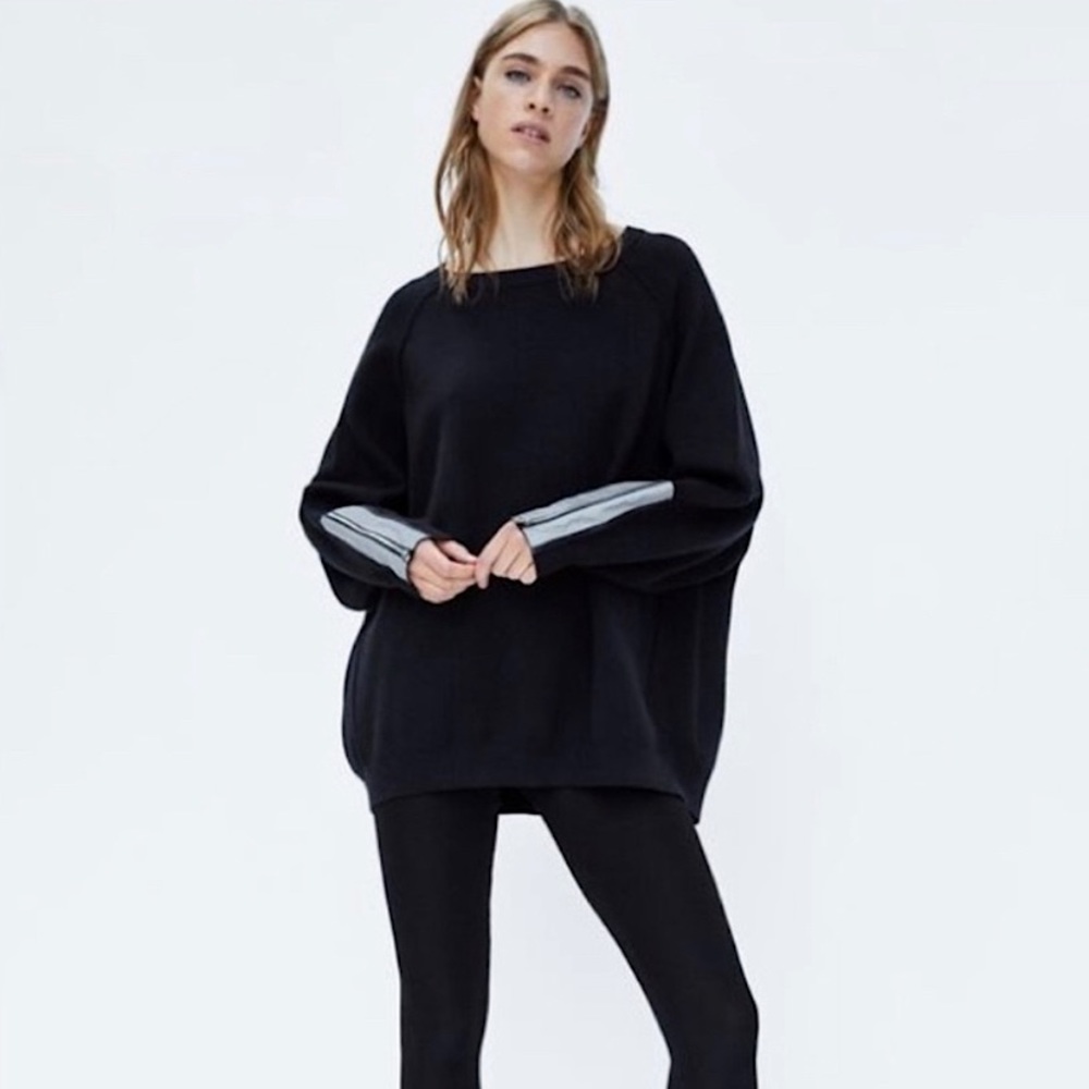 Oversized Black Knit Sweater with Reflective Glow Zipper Strip